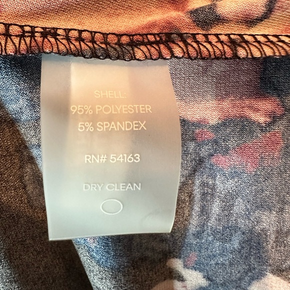 Pretty Tommy Hilfiger Floral Short Sleeveless Dress - Picture 2 of 7